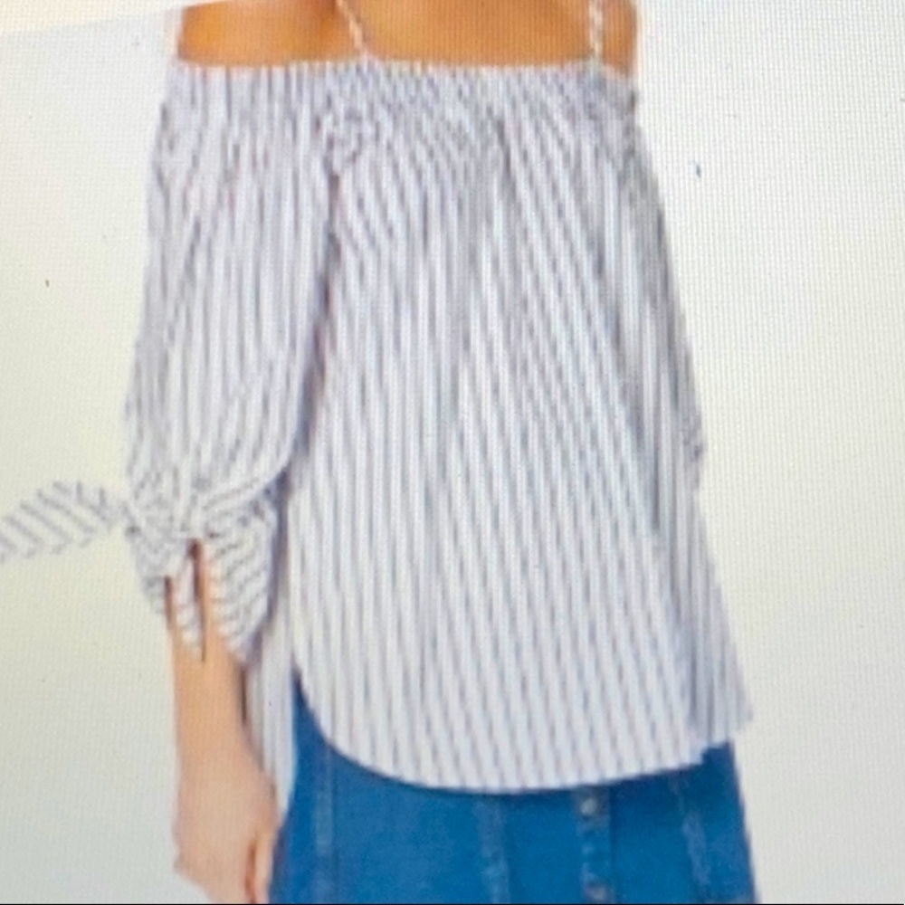 7 Sisters Off-Shoulder Black Stripes Top Sz 8